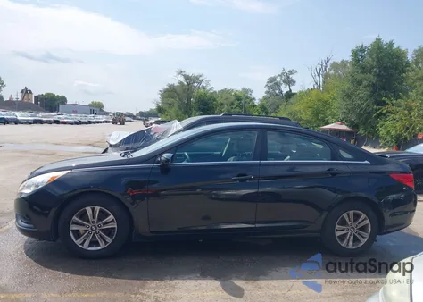 2012 Hyundai Sonata Gls Pzev z USA, uszkodzony, nr VIN 5NPEB4AC2CH497009